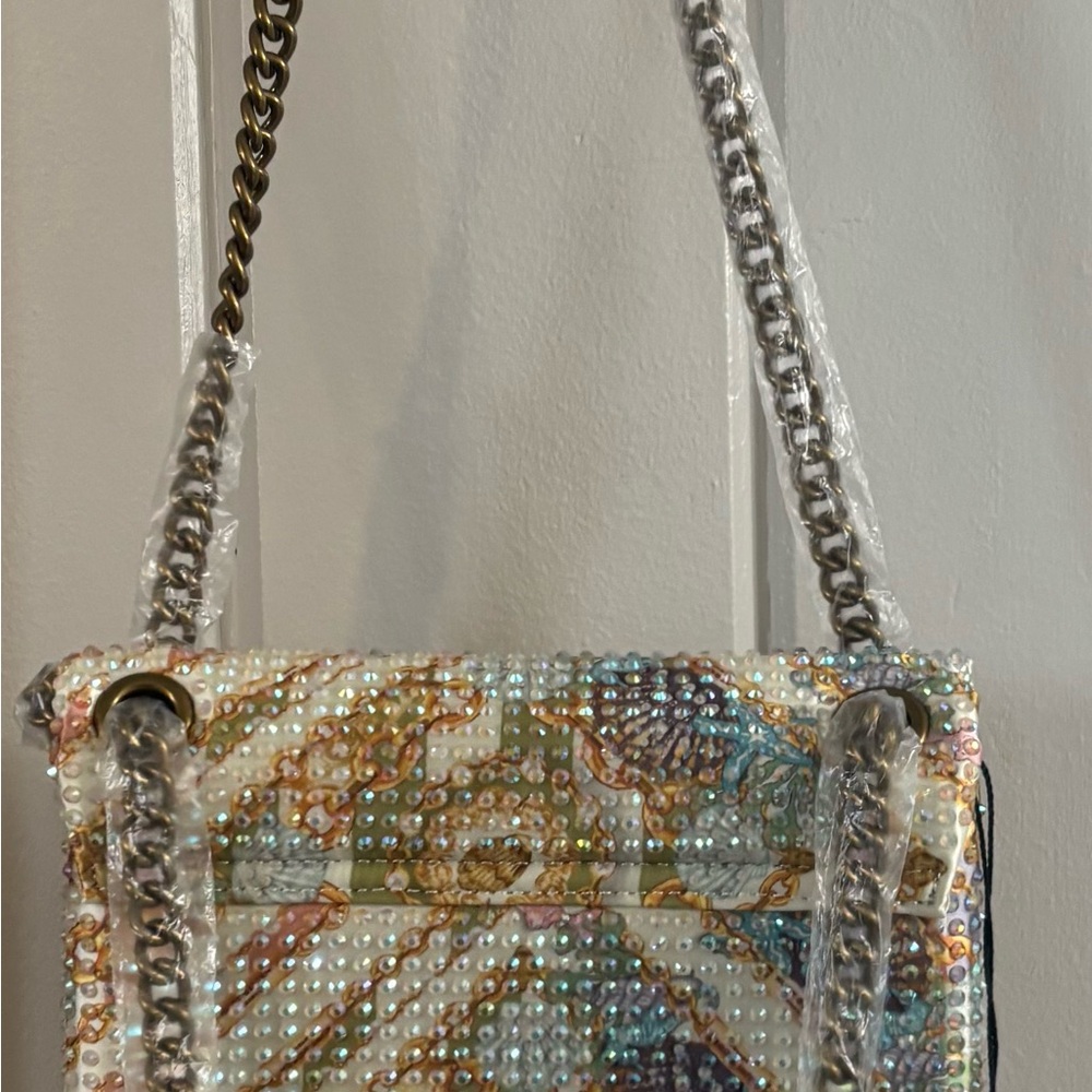 Kurt Geiger NWT The Brixton Seascape Iridescent Studded Bag W/Dustbag. - Picture 9 of 16